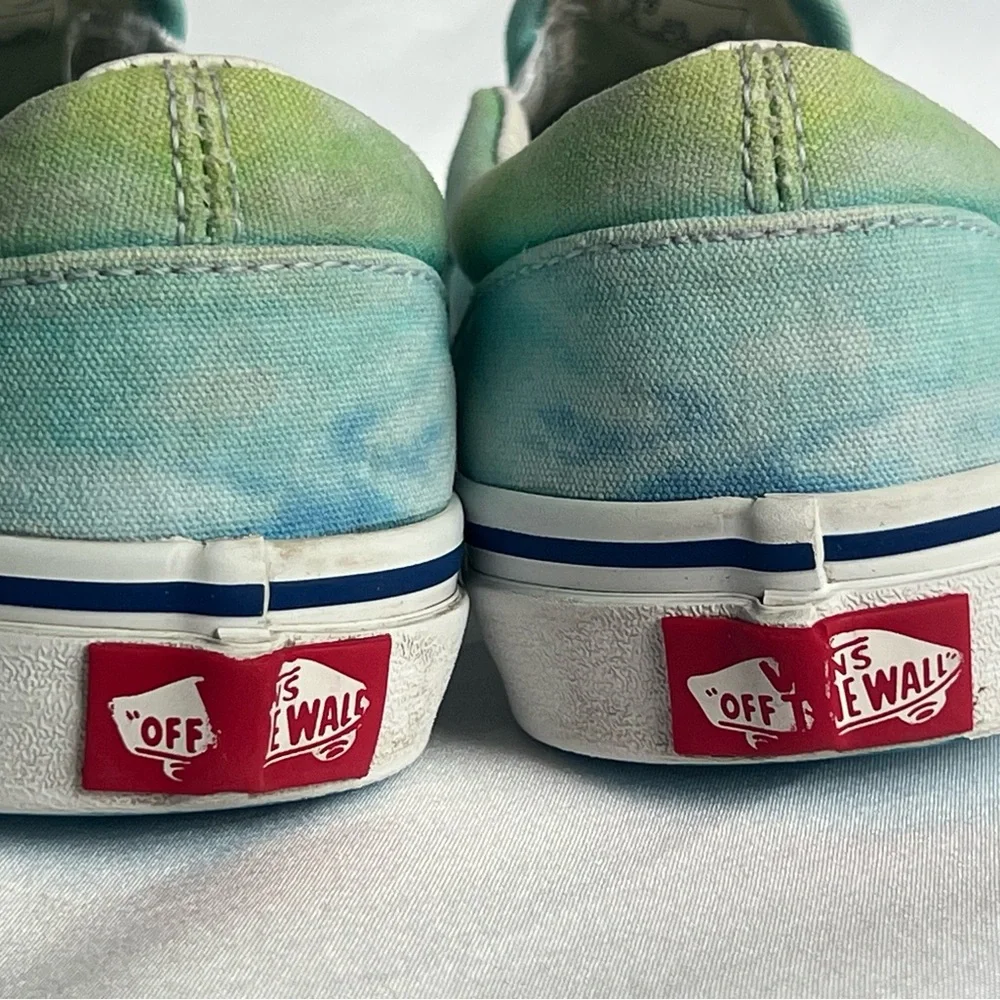 Vans Kids' Sponge Bob Square Pants    Slip-On Sneakers Size 3 Blue and Yellow - Picture 3 of 15